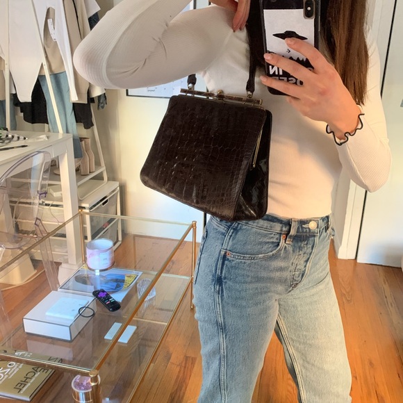 Vintage Alligator Handbag - Picture 2 of 6